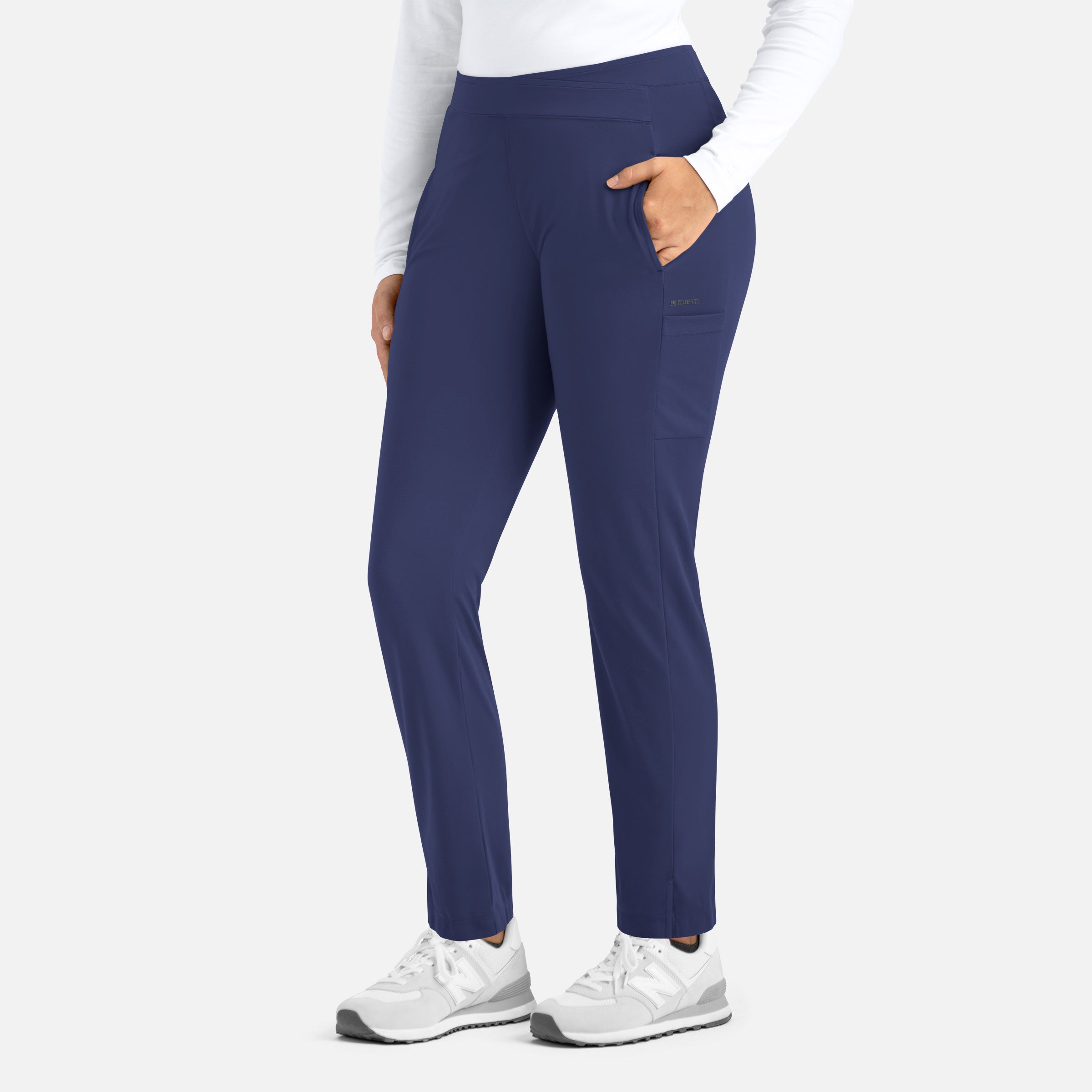 Women's Mid Rise Tapered Pant 60301